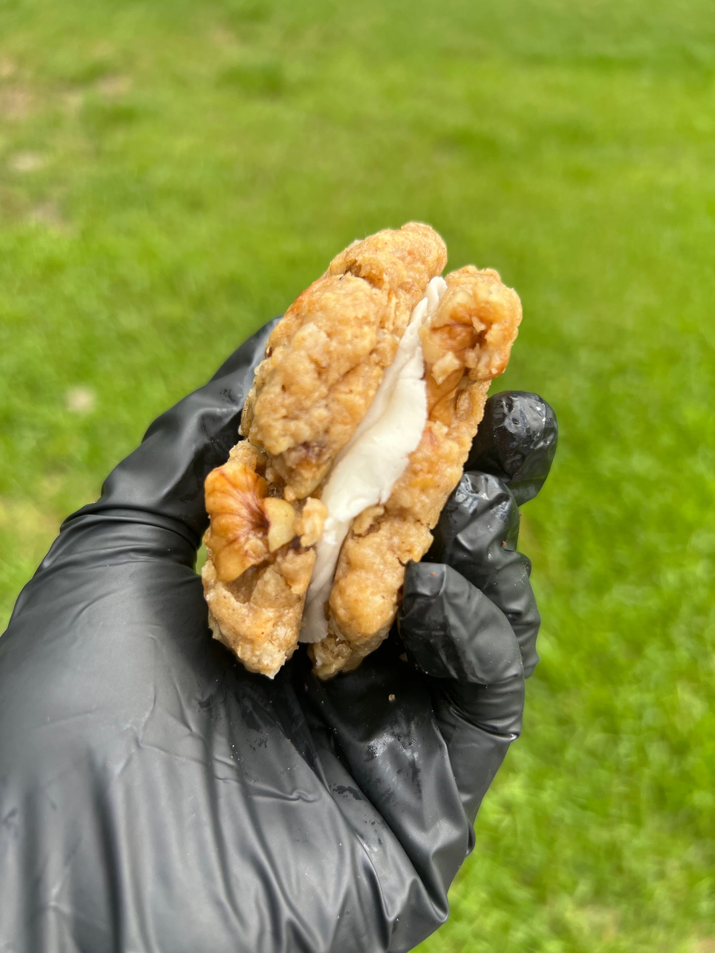 Oatmeal Kreme Sandwich