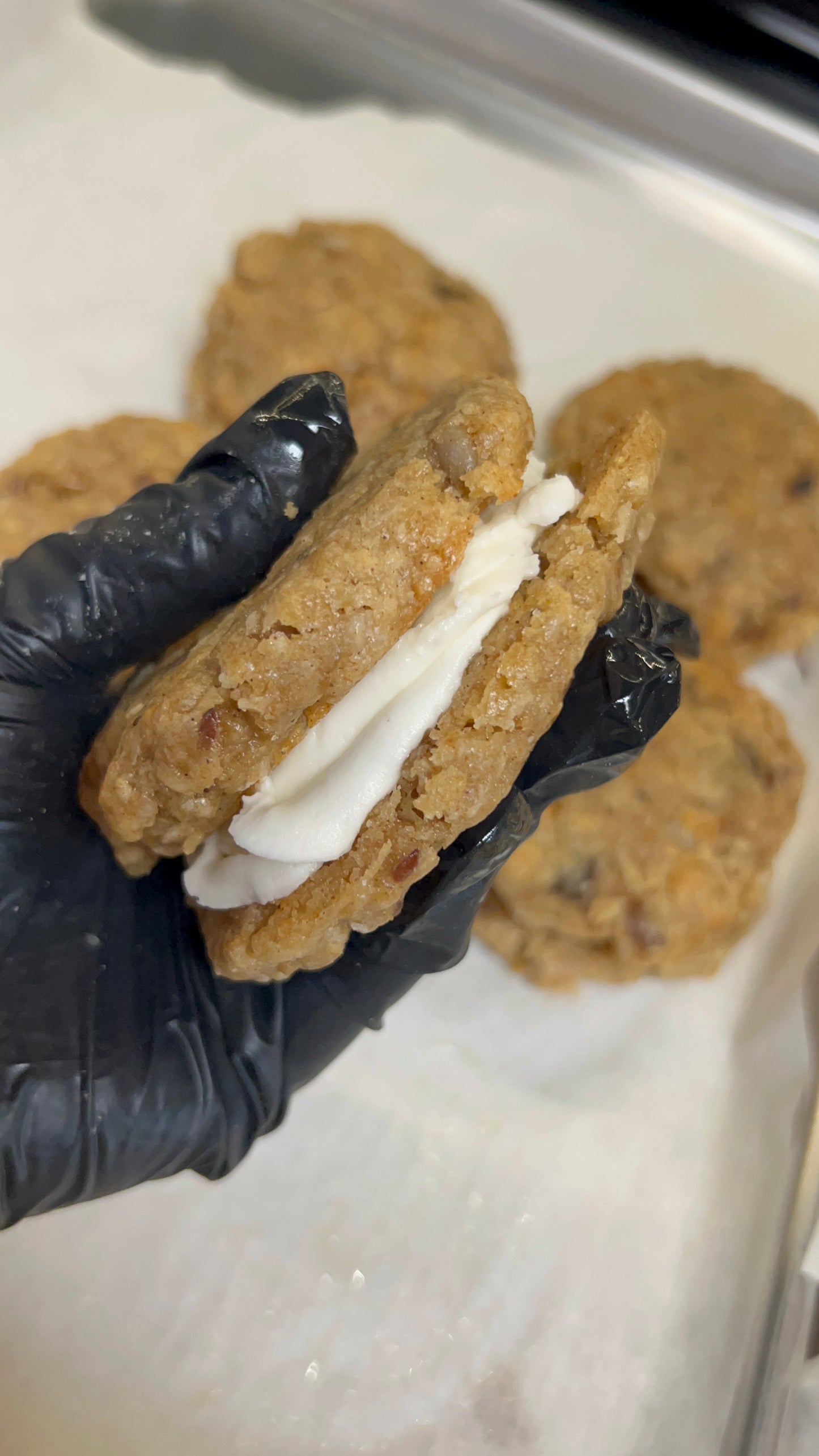 Oatmeal Kreme Sandwich