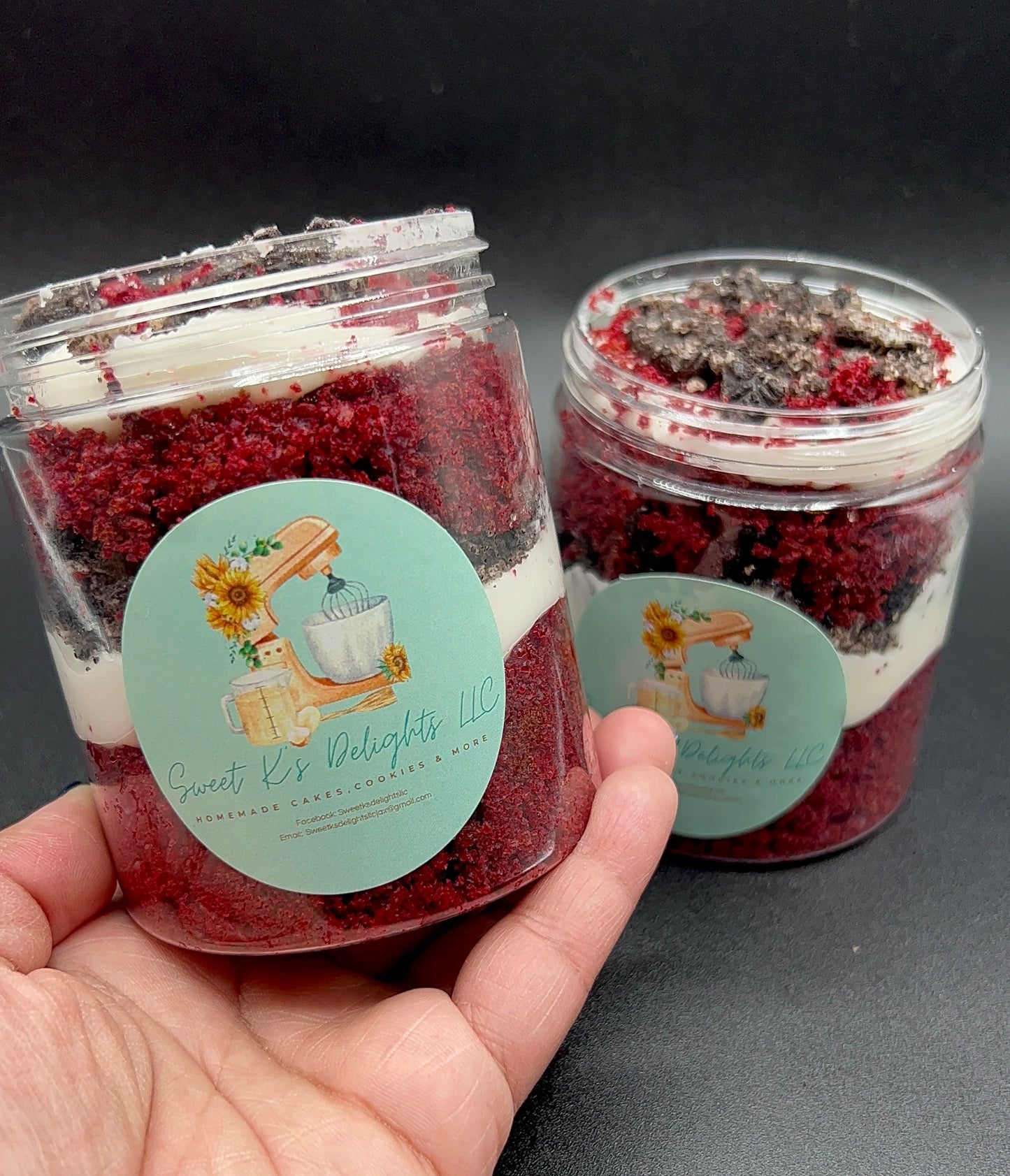 Oreo Red Velvet Cake Jar